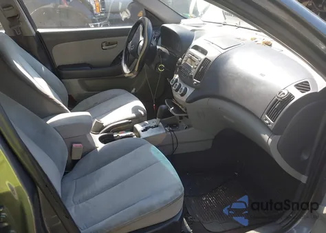 2008 Hyundai Elantra Gls/Se z USA, uszkodzony, nr VIN KMHDU46D98U411338